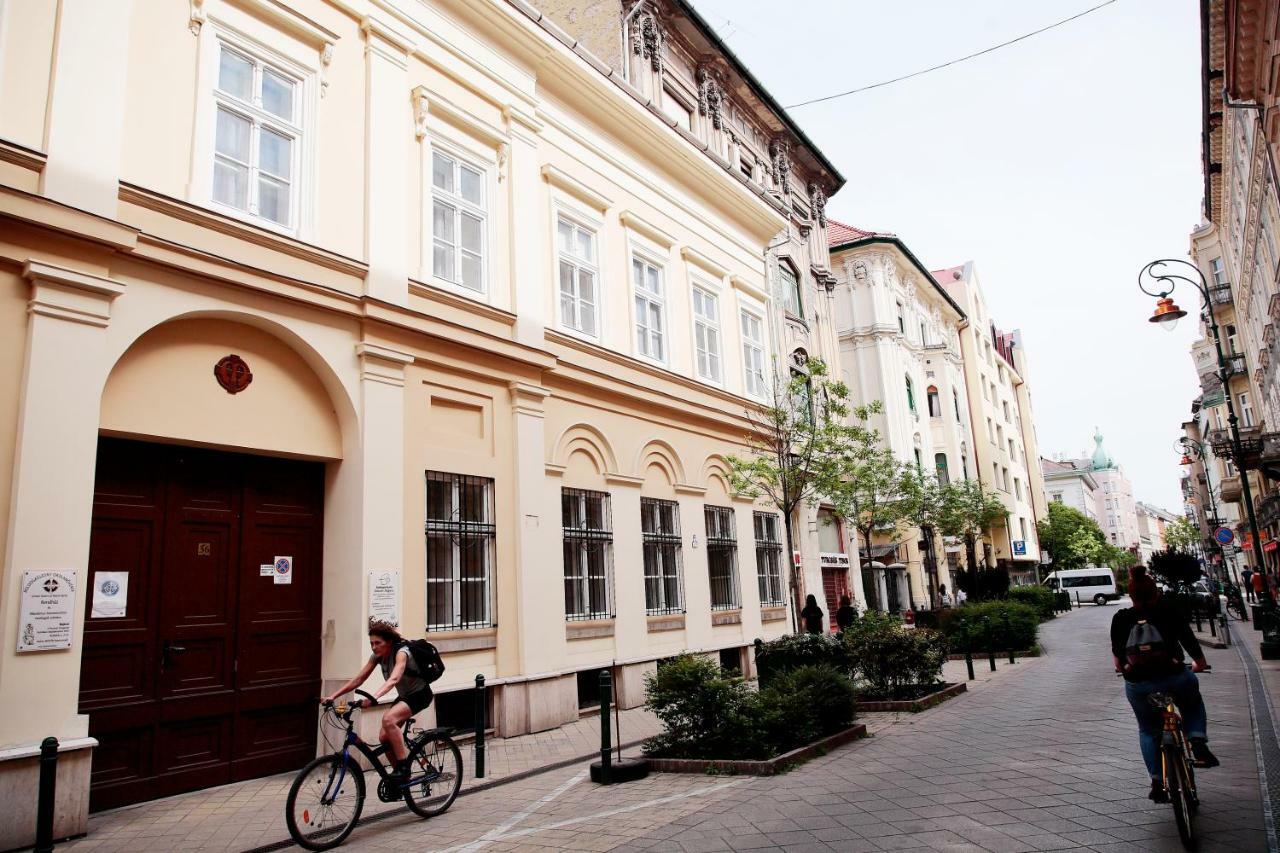 Pop Up Hostels - Downtown Budapest Eksteriør bilde